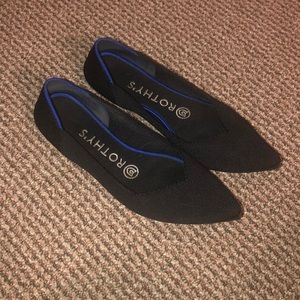 Rothy’s pointed toe flats (size 6)